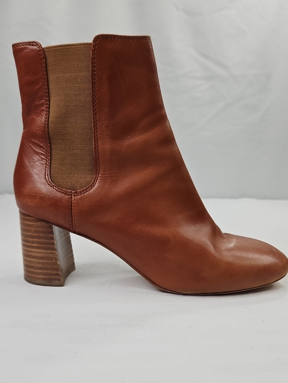 Ann Taylor Cognac Leather Chelsea Ankle Boots Size 8